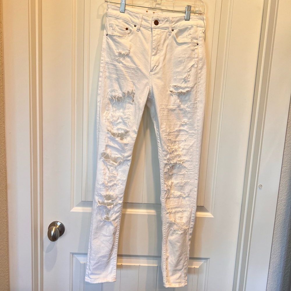 H&M SZ 27 High waist Distressed Ankle Skinny White Jeans